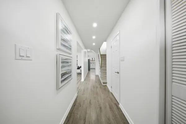 2637 Altadena CT, Mississauga, ON L5K 1G1