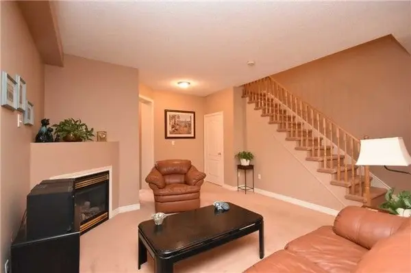 3488 Fountain Park AVE, Mississauga, ON L5M 7E5