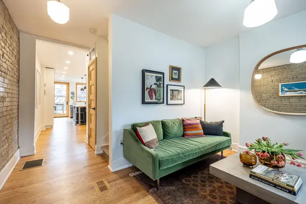 45 Greenlaw AVE, Toronto W03, ON M6H 3V7