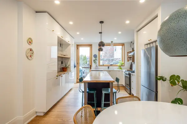 45 Greenlaw AVE, Toronto W03, ON M6H 3V7