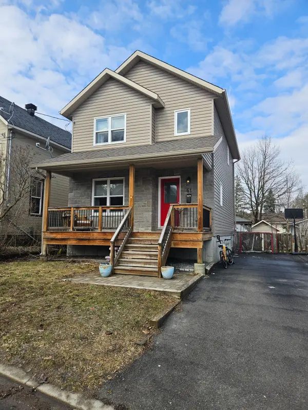 61 Herriott ST, Carleton Place, ON K7C 2A6