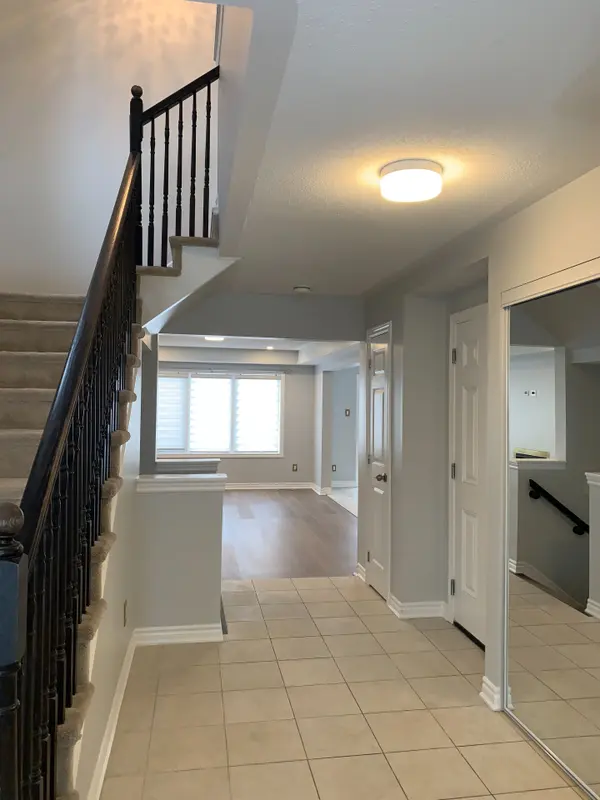 1013 Apolune ST, Barrhaven, ON K2J 6T2