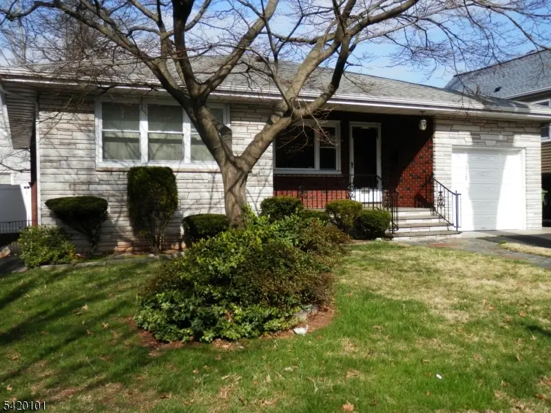 2105 Wood Ave, Roselle Boro, NJ 07203