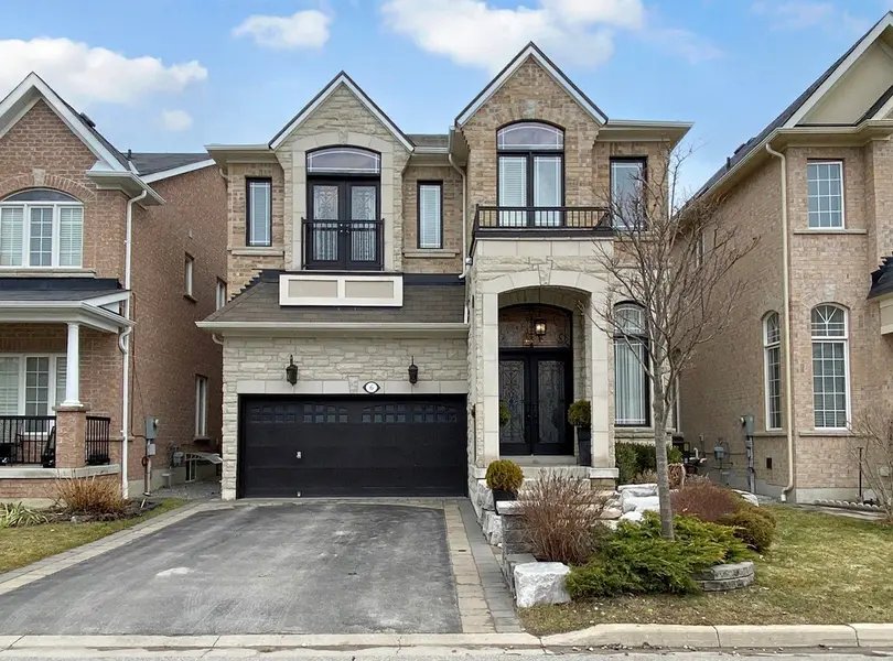 6 Bellotti CRES, Ajax, ON L1Z 0M2