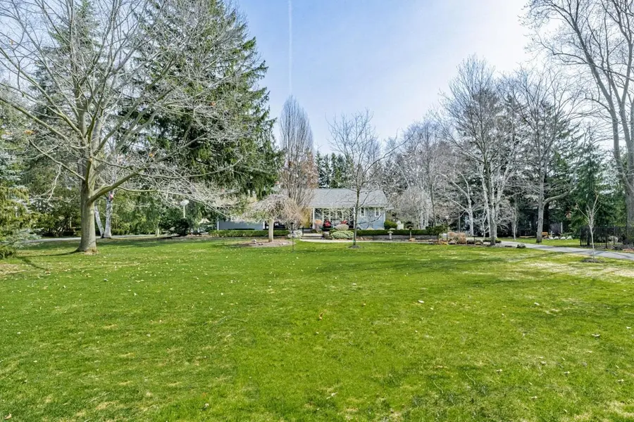 9 Orchard ST, Markham, ON L3P 2S9