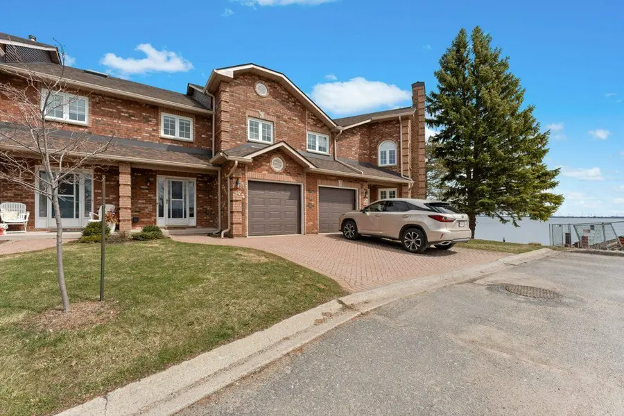 1098 King ST W #24, Kingston, ON K7M 8J1