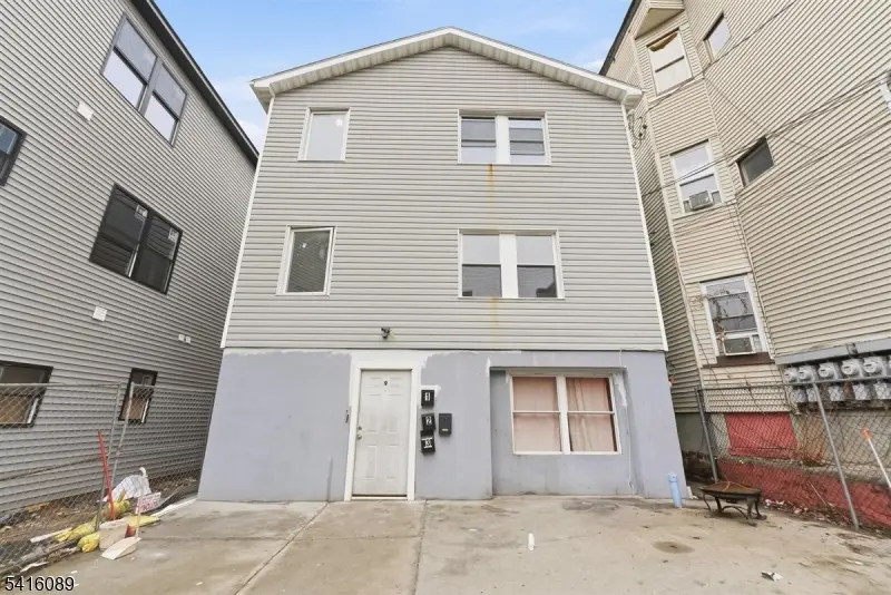 9 Godwin Ave, Paterson City, NJ 07501