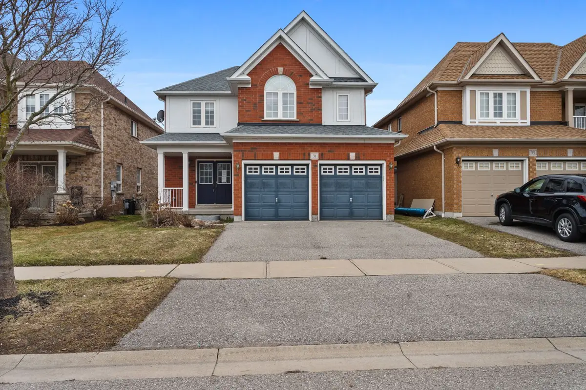 31 Gabrielle CRES, Whitby, ON L1R 3M6