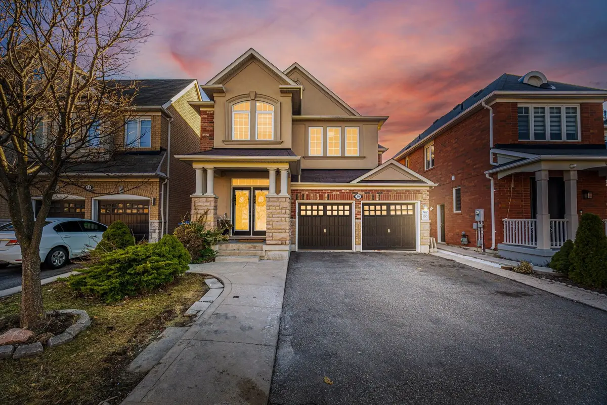 20 Peppermint Close, Brampton, ON L6P 3C7