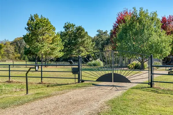 2261-B State Highway 276, Emory, TX 75440