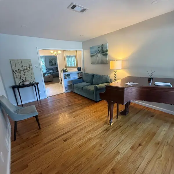 1808 Donna Street, Arlington, TX 76013