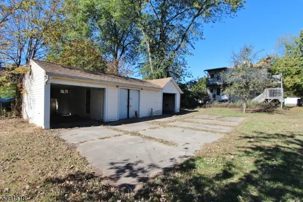 1115 Cherry St, South Plainfield Boro, NJ 07080