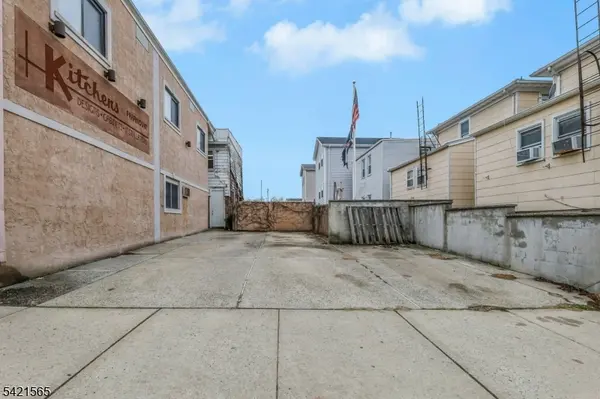 209-211 Central Ave, East Newark Boro, NJ 07029