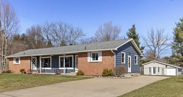 5817 Country View DR #5815, Allendale Twp, MI 49401