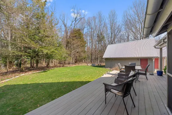 13670 Cottonwood LN, Chikaming Twp, MI 49115