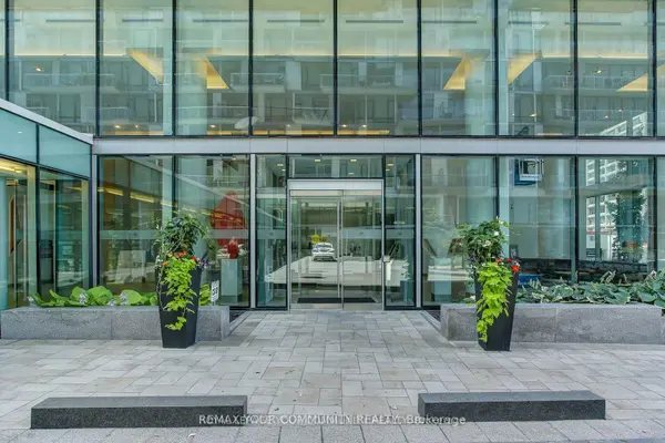 39 Queens Quay E #1109, Toronto C08, ON M5E 0A5