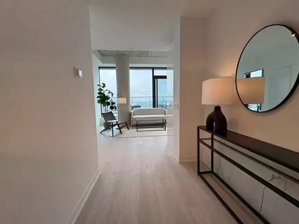 195 McCaul ST #2003, Toronto C01, ON M5T 0E5