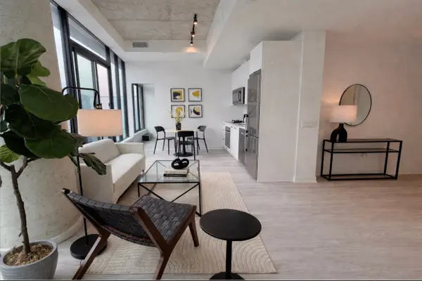 195 McCaul ST #2003, Toronto C01, ON M5T 0E5