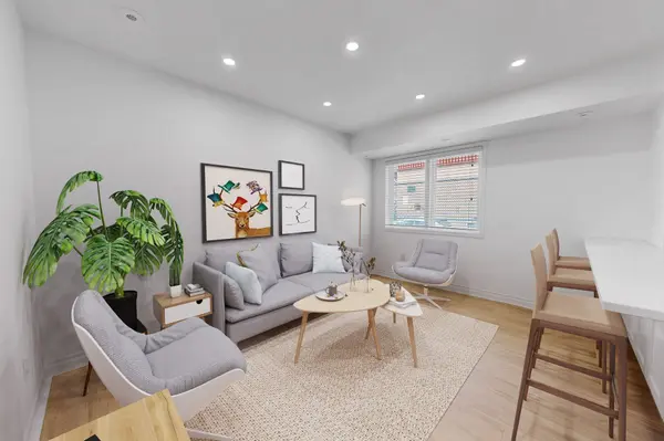 40 Merchant LN #113, Toronto C01, ON M6P 4J6