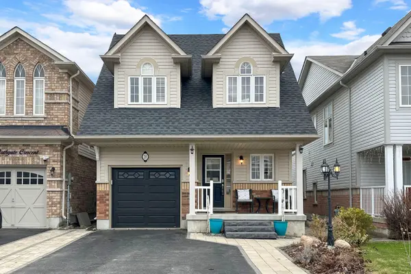 200 Bathgate CRES, Clarington, ON L1E 0B5