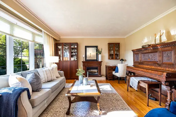 5781 Ochonski RD, Clarington, ON L0B 1M0