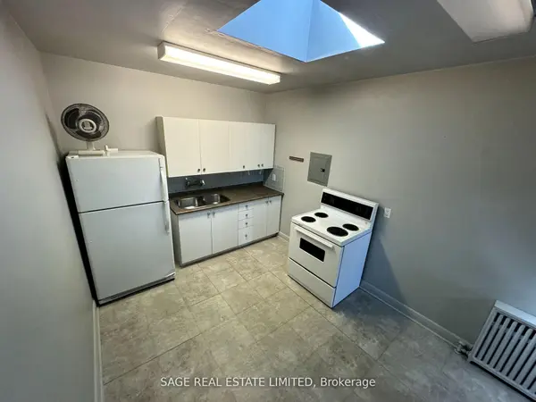 2500 Kingston RD #1, Toronto E06, ON M1N 1V3