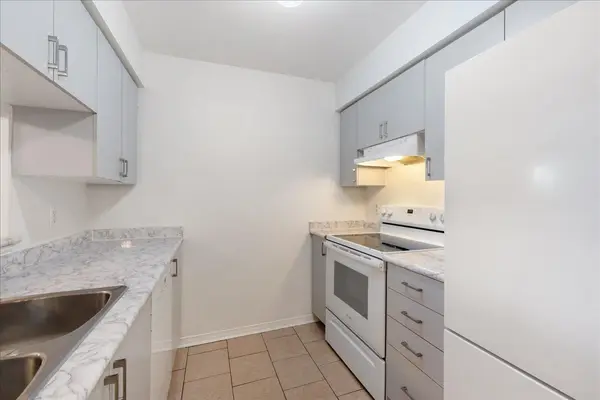 1200 The Esplanade N RD #320, Pickering, ON L1V 6V3