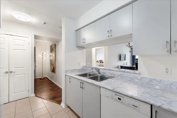 1200 The Esplanade N RD #320, Pickering, ON L1V 6V3