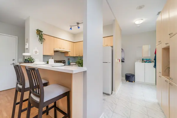 38 Lee Centre DR #Th122, Toronto E09, ON M1H 3J7