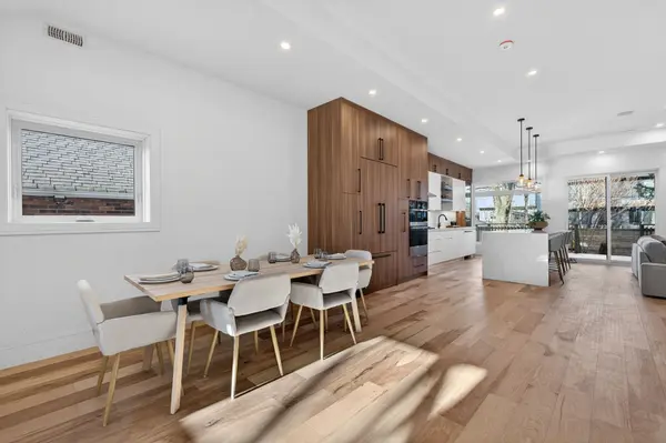 3 Milton RD, Toronto E03, ON M4J 4V1