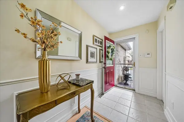 72 Frazer RD, Ajax, ON L1S 4B2