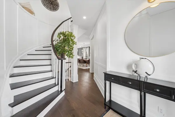 184 Cachet BLVD, Whitby, ON L1M 2L9