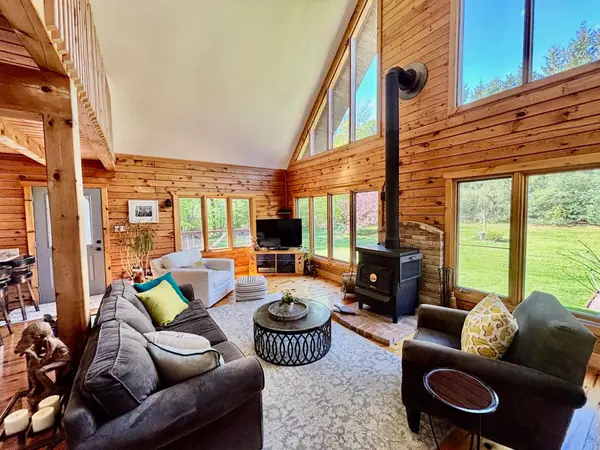 11590 17th Side Road, Brock, ON L0C 1H0