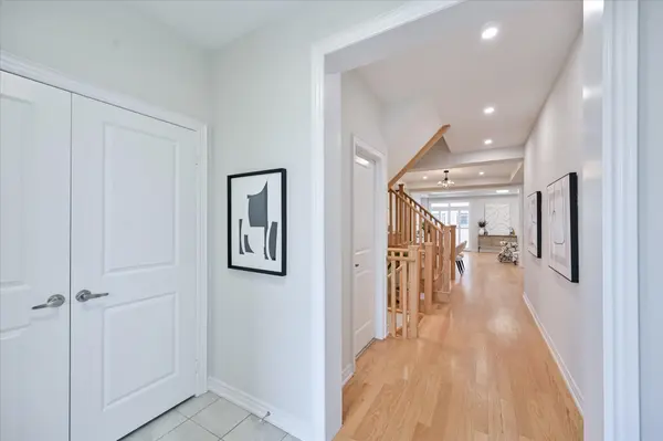 143 Badgerow WAY, Aurora, ON L4G 0Z5