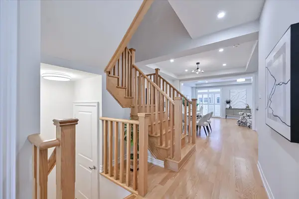 143 Badgerow WAY, Aurora, ON L4G 0Z5