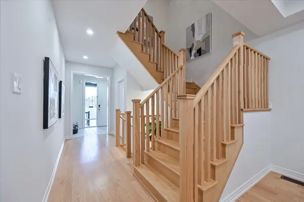 143 Badgerow WAY, Aurora, ON L4G 0Z5