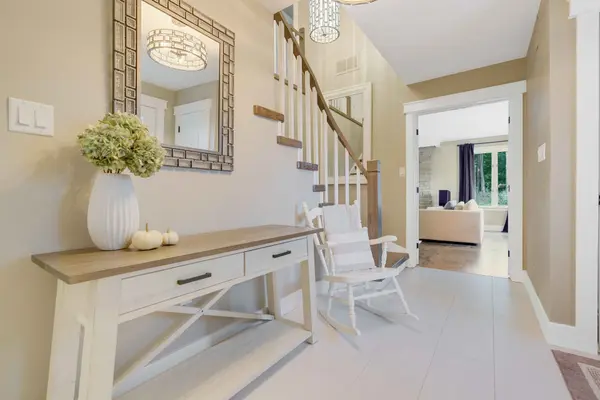 11 Park TRL, Springwater, ON L9X 0L3