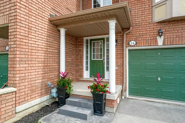 6399 Spinnaker CIR #14, Mississauga, ON L5W 1Z6