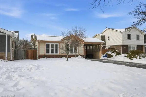 697 LOMOND CRES, Burlington, ON L7L 2N8