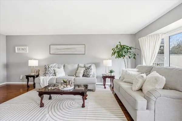 1148 Bridlewood TRL, Oakville, ON L6M 2L2