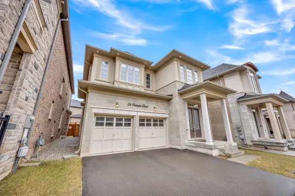 34 Carnegie DR, Oakville, ON L6H 0V8