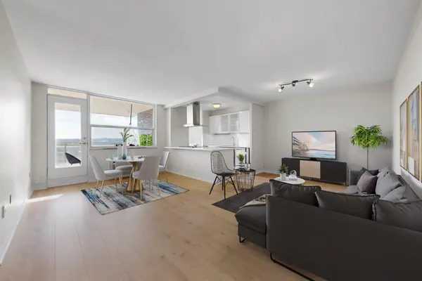 966 Inverhouse DR #609, Mississauga, ON L5J 4B6