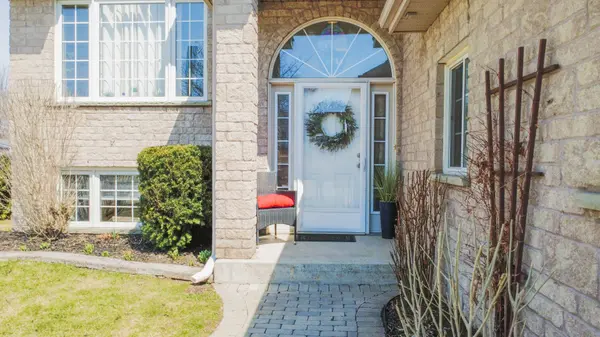 483 PEIRSON AVE, Saugeen Shores, ON N0H 2C1