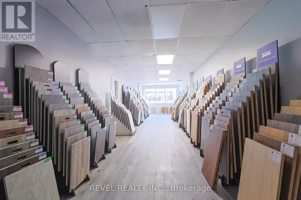 12 East Main ST, Welland, ON L3B 3W3