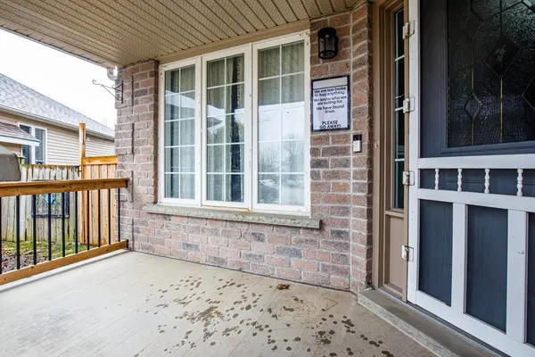 80 Amanda WALK, Cambridge, ON N3C 4K7