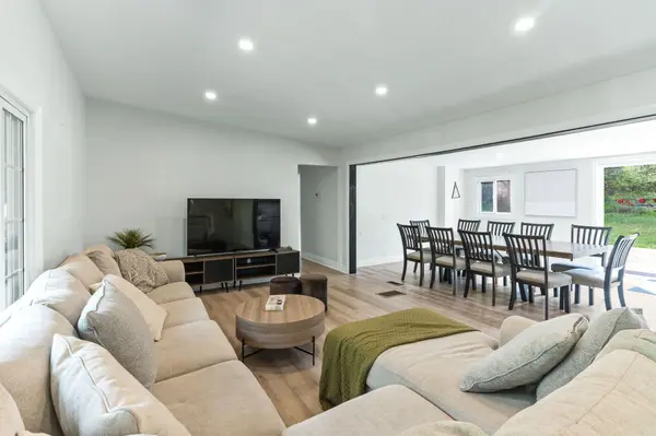 1630 Kashagawigamog Lake RD, Minden Hills, ON K0M 2K0