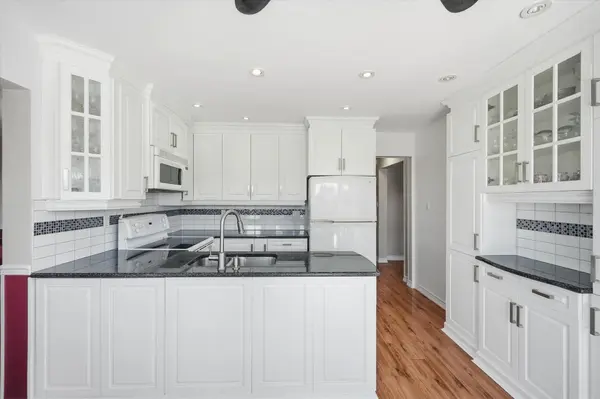 1354 Mountainside CRES, Orleans - Cumberland And Area, ON K1E 3G5