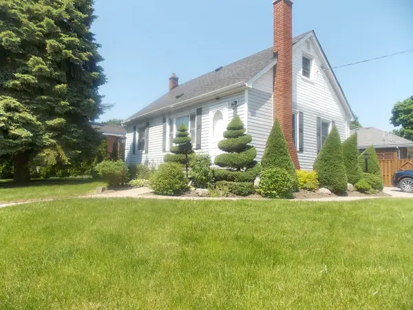 70 DONALD ST, Belleville, ON K8P 2J3