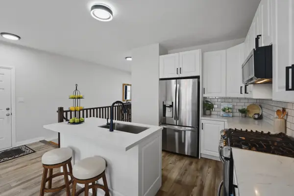 6 FAIRHURST ST, Port Hope, ON L1A 0E4