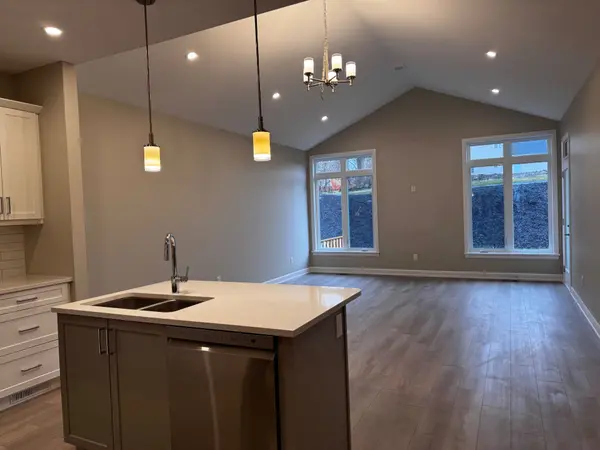 1485 FLANDERS RD, Brockville, ON K6V 7A3